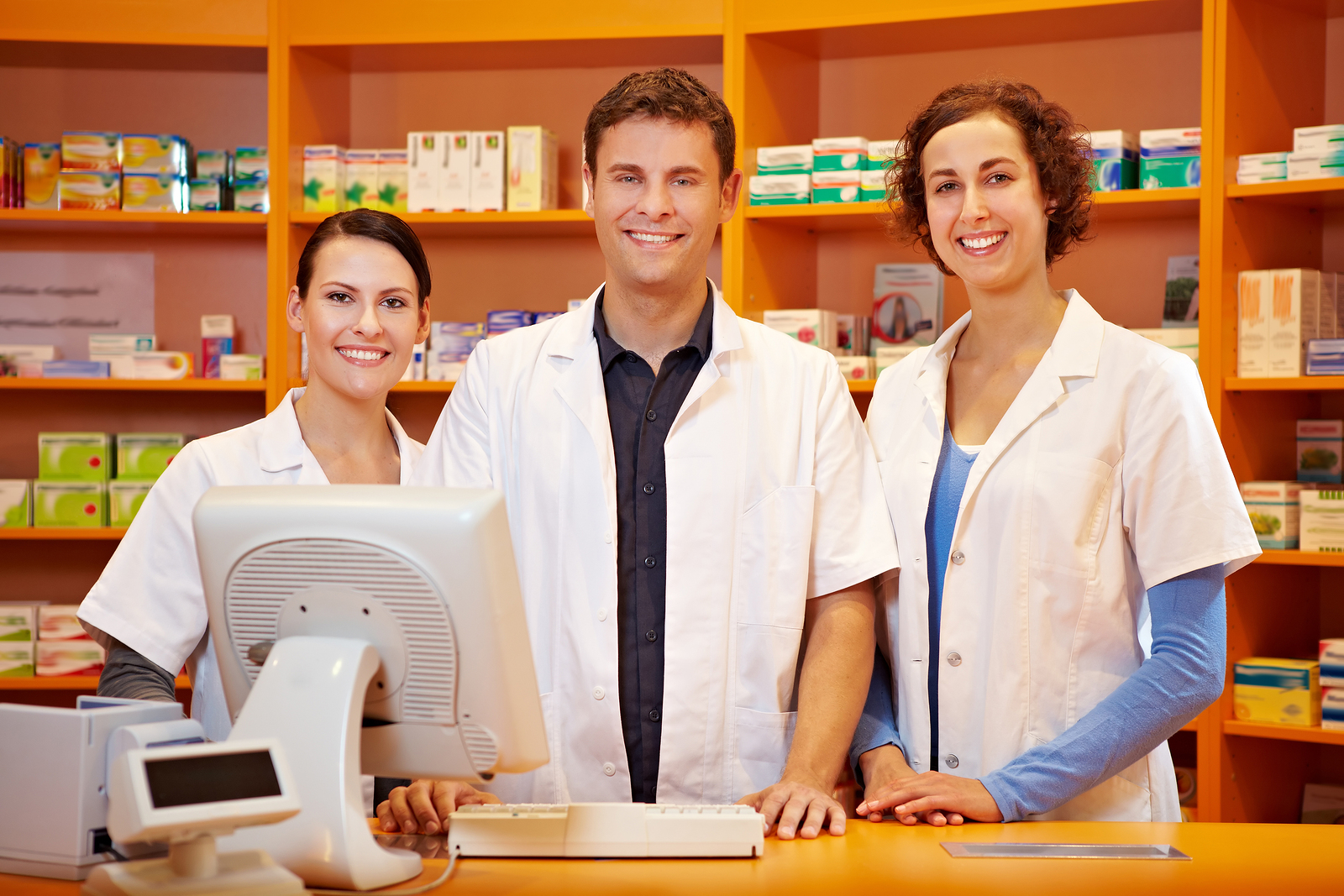 How to Become a Pharmacy Technician HowToBecomeAPharmacyTech org